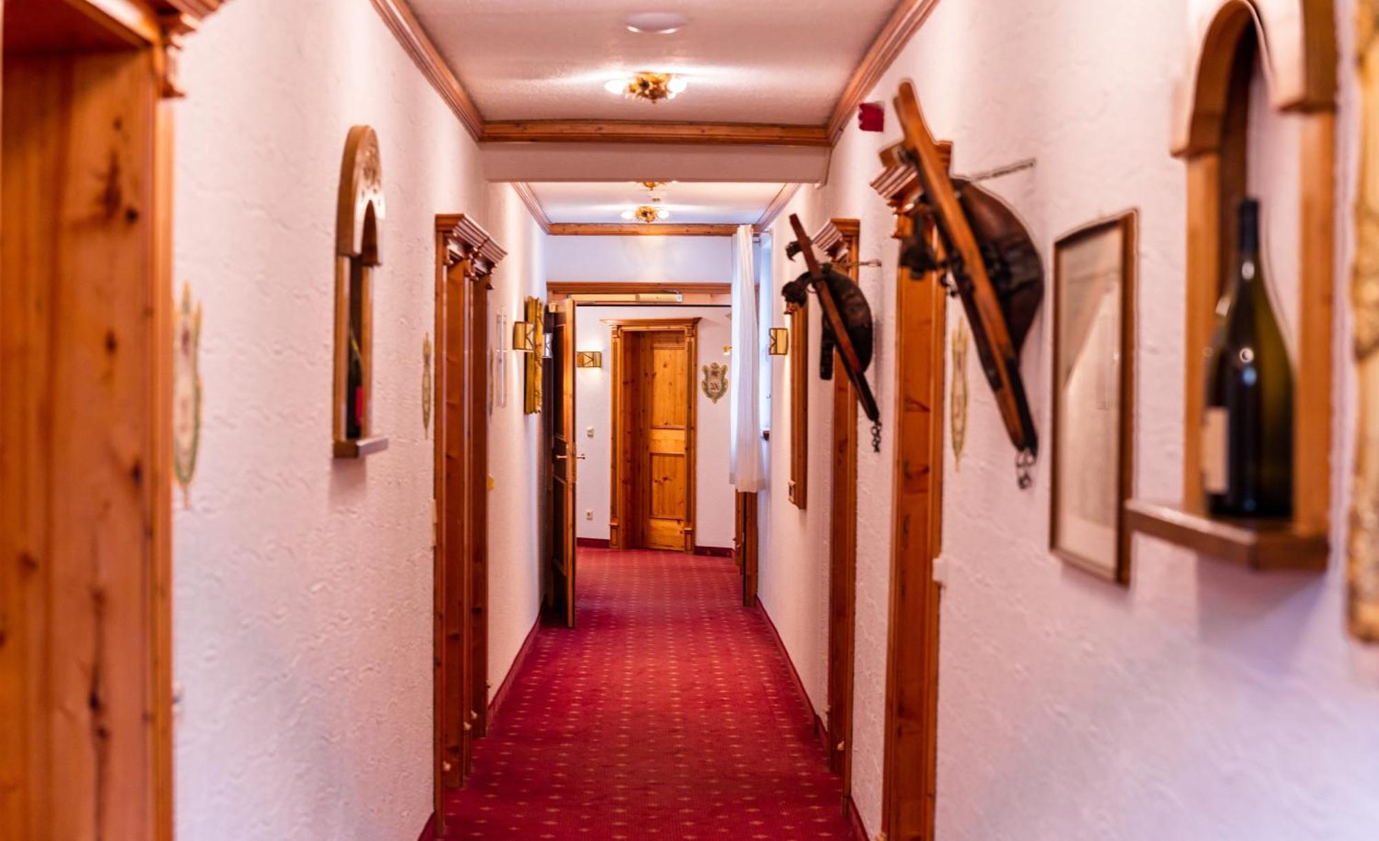 Hotel-Restaurant Kreuzberghof Tagungs- Und Veranstaltungshotel Tiefenbach  ภายนอก รูปภาพ