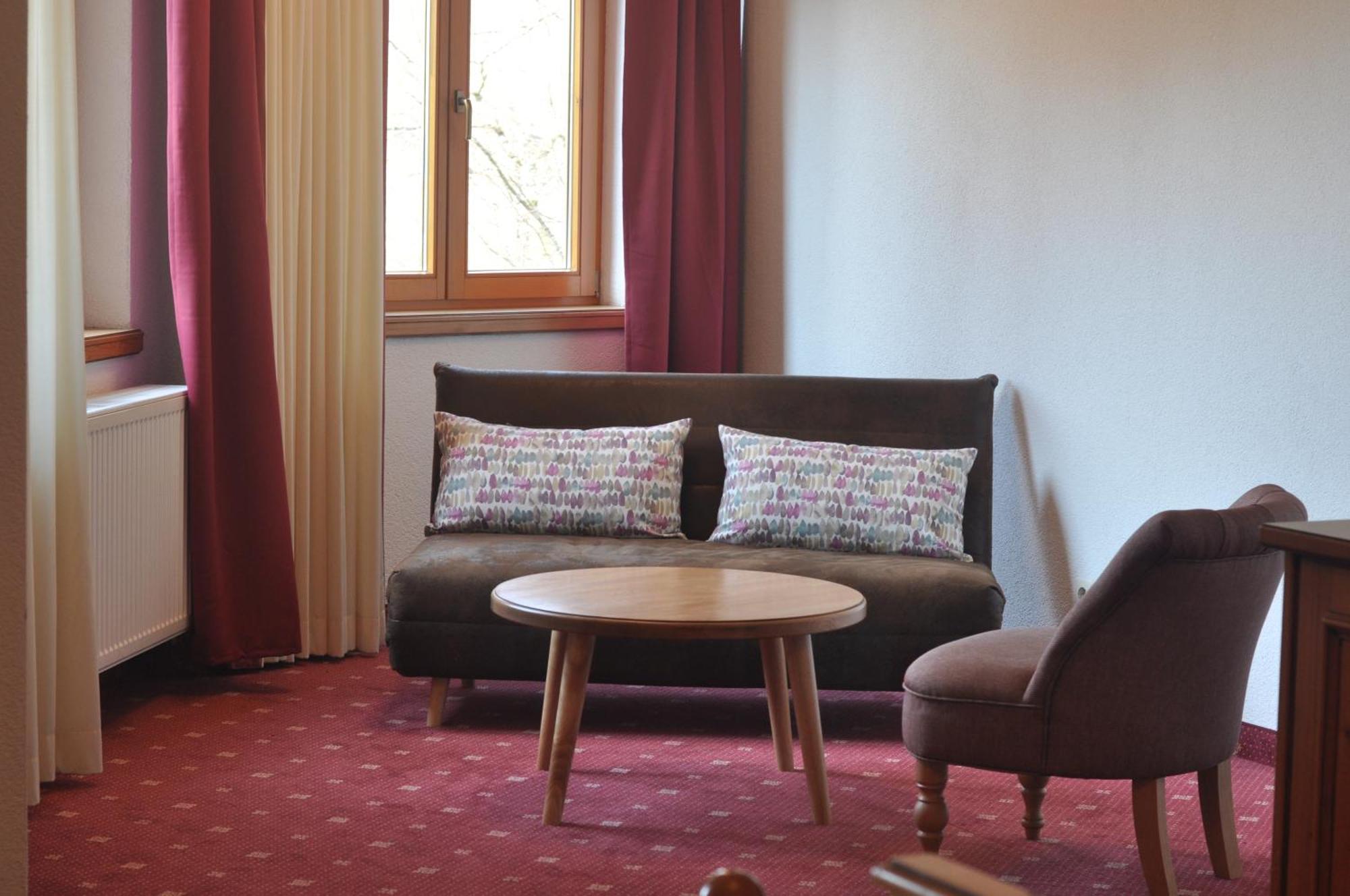 Hotel-Restaurant Kreuzberghof Tagungs- Und Veranstaltungshotel Tiefenbach  ภายนอก รูปภาพ