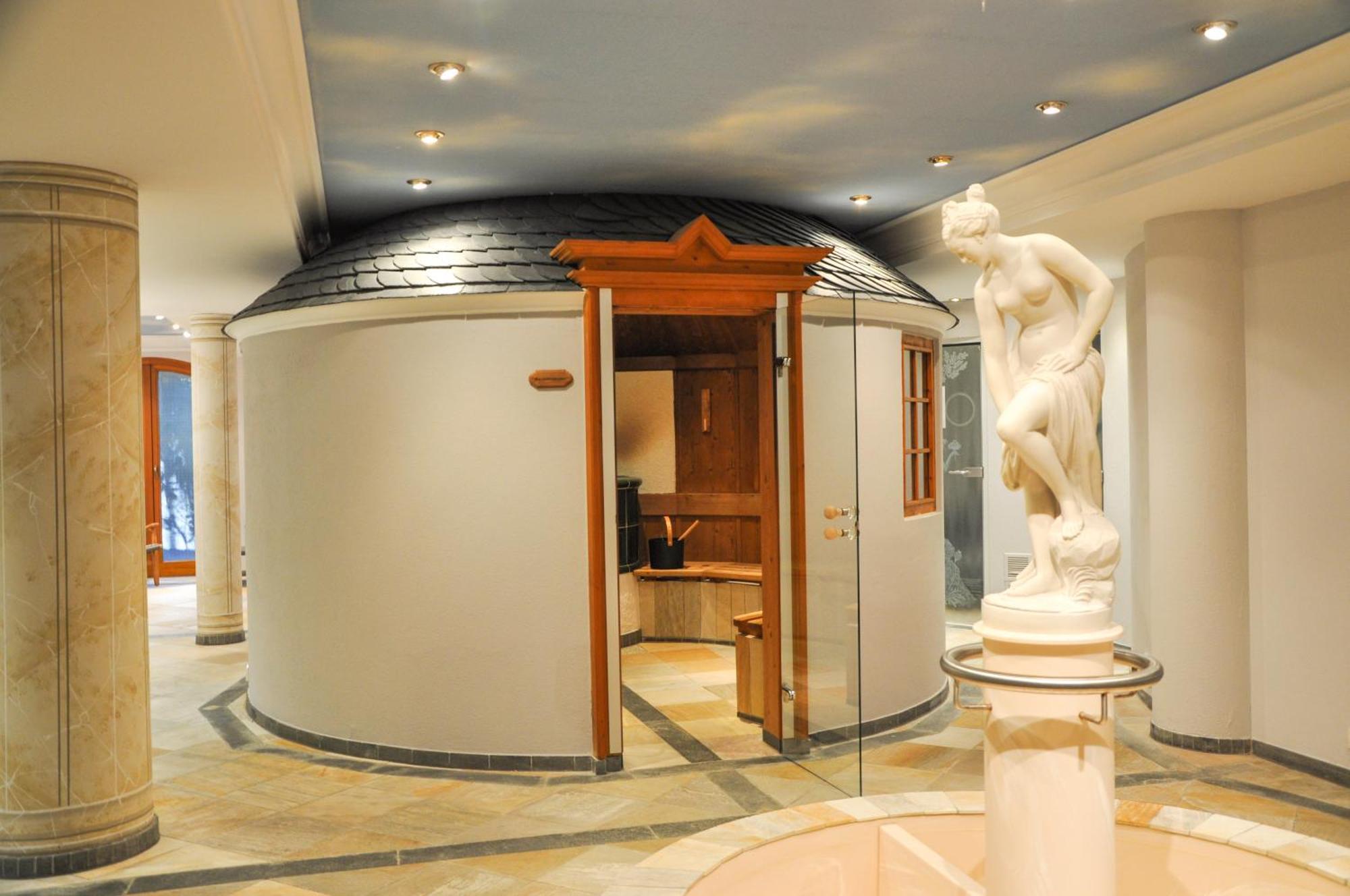 Hotel-Restaurant Kreuzberghof Tagungs- Und Veranstaltungshotel Tiefenbach  ภายนอก รูปภาพ