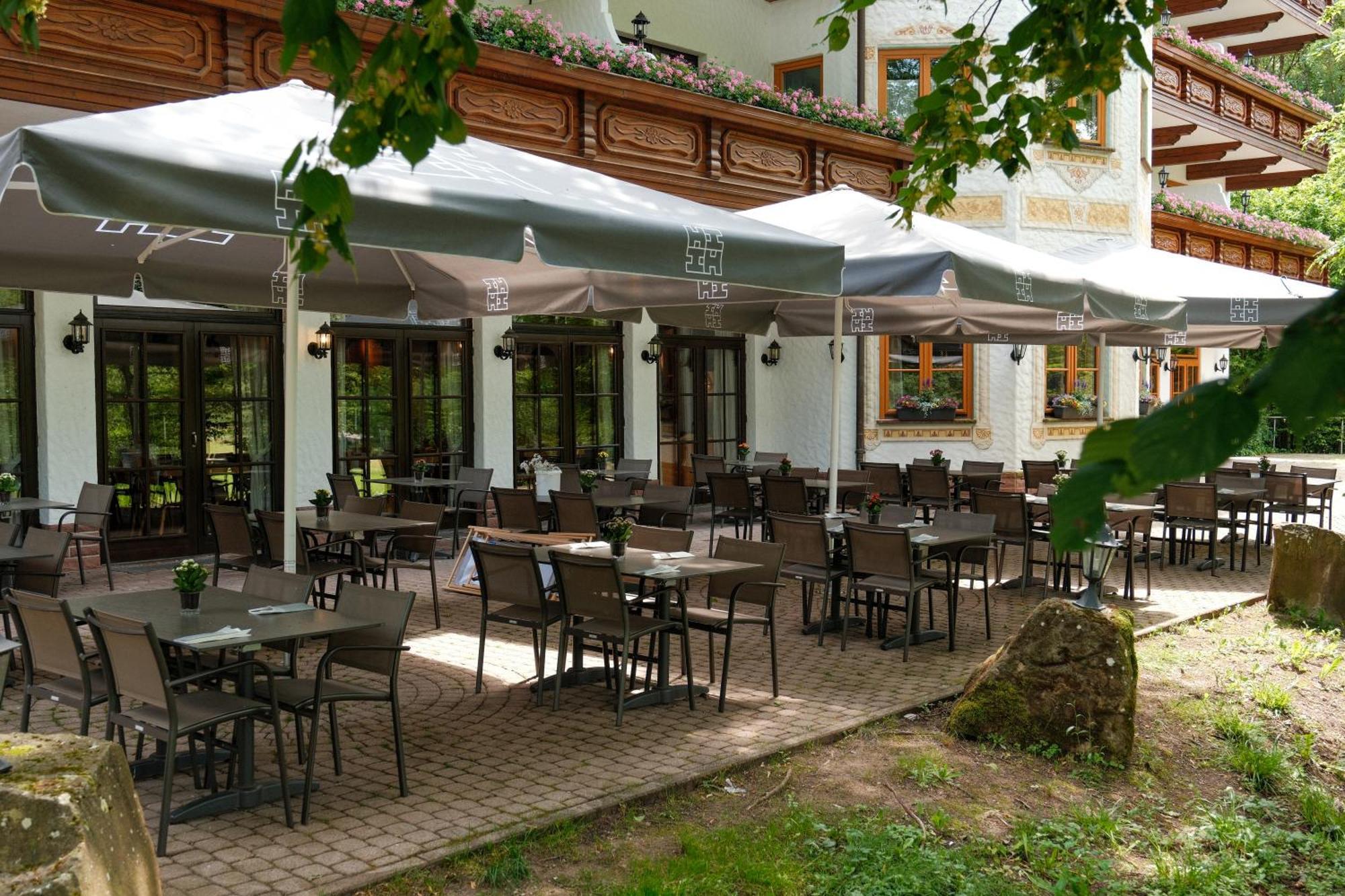 Hotel-Restaurant Kreuzberghof Tagungs- Und Veranstaltungshotel Tiefenbach  ภายนอก รูปภาพ