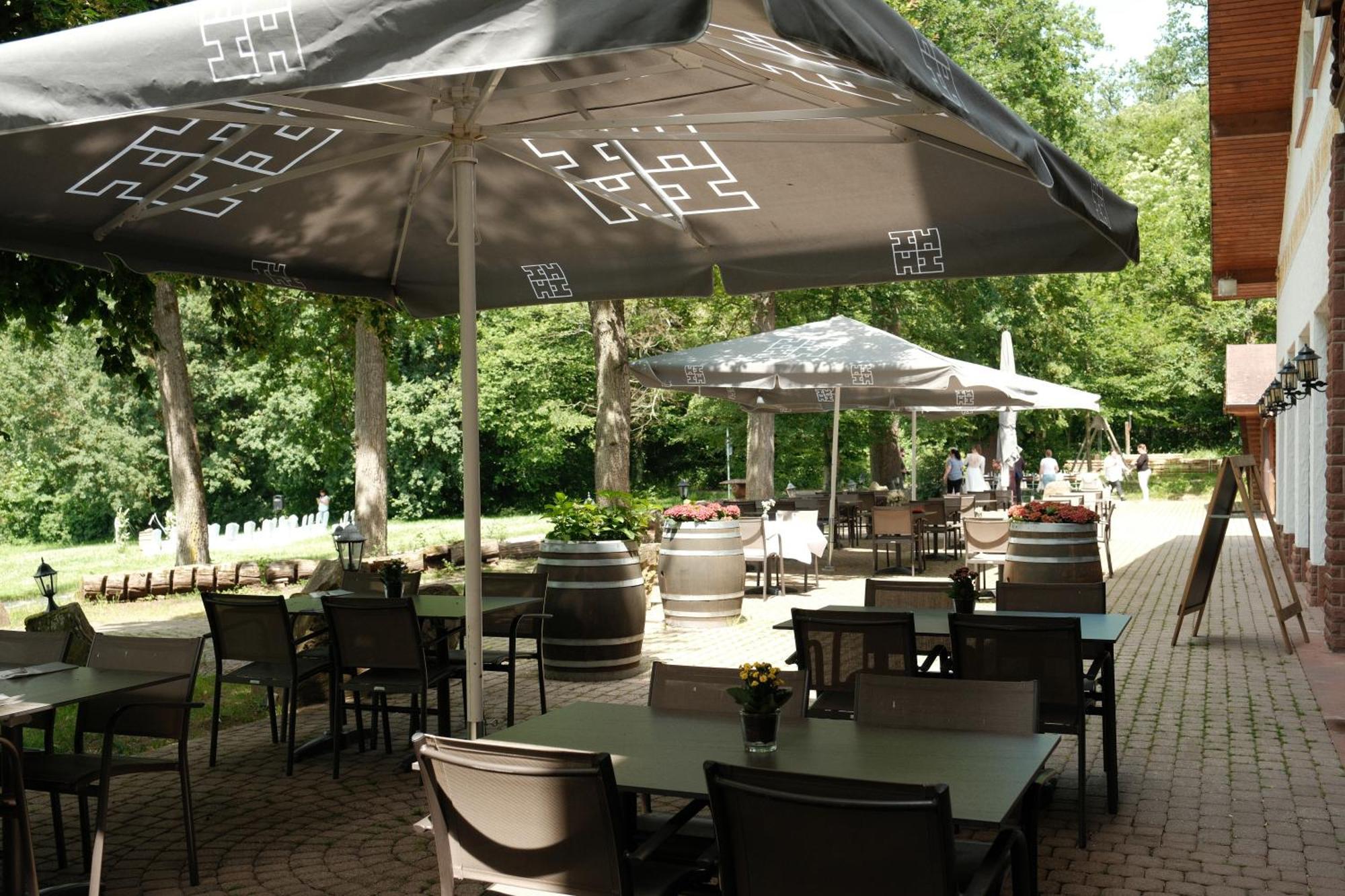 Hotel-Restaurant Kreuzberghof Tagungs- Und Veranstaltungshotel Tiefenbach  ภายนอก รูปภาพ