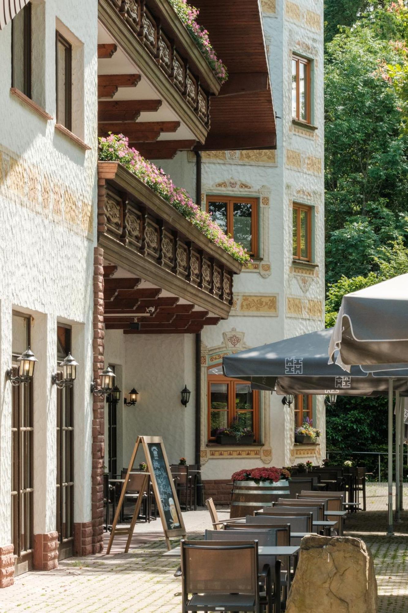 Hotel-Restaurant Kreuzberghof Tagungs- Und Veranstaltungshotel Tiefenbach  ภายนอก รูปภาพ